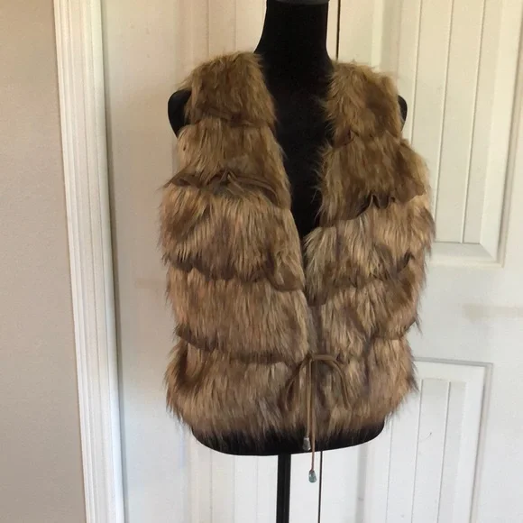 bagatelle Faux fur Vest boho - Picture 1 of 9
